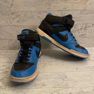 Nike Sb kids size 7y used In great  condition